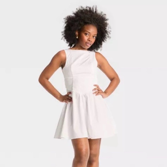 wild fable Dresses & Skirts - Wild Fable White Backless Mini Dress NWT Size Small